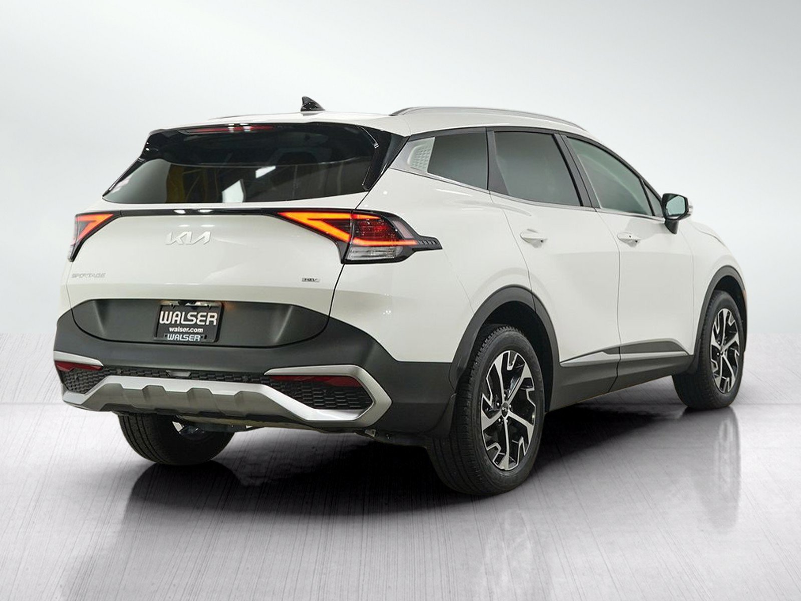 Used 2025 Kia Sportage EX AWD/4WD image 5