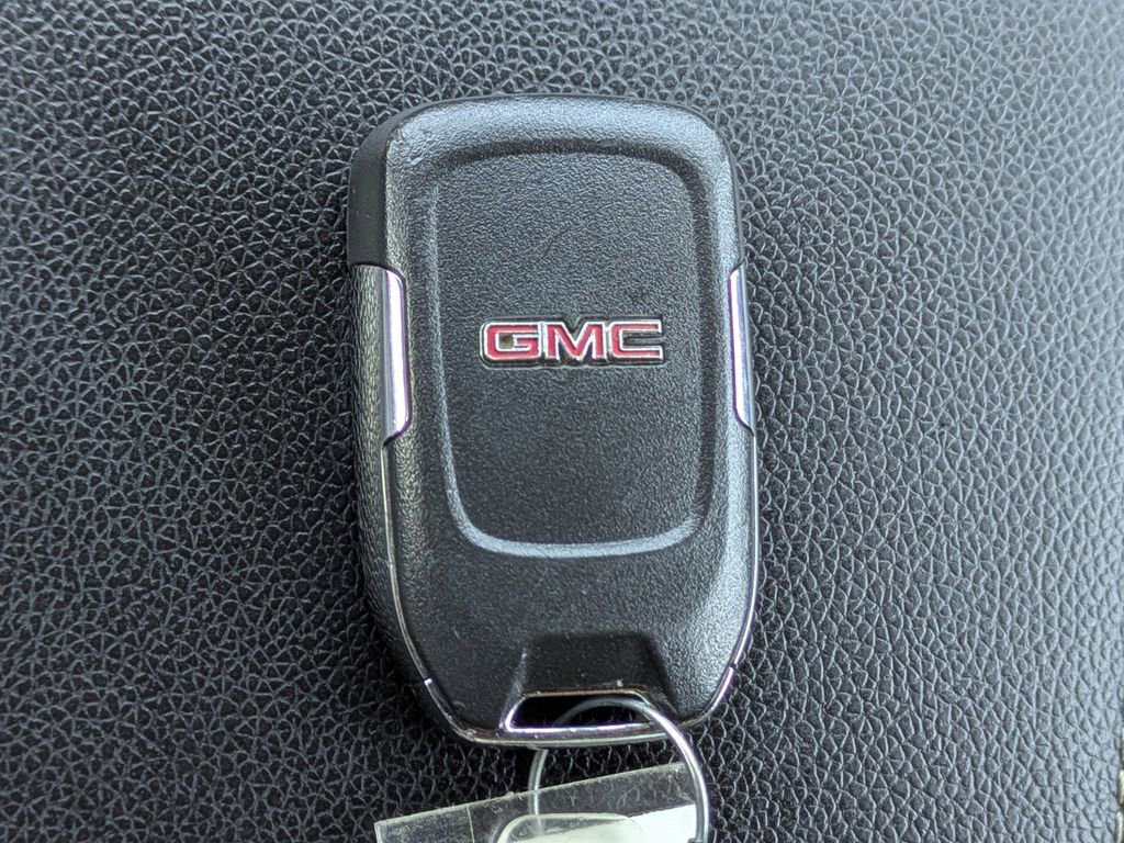 Used 2023 GMC Acadia SLE w/ Driver Convenience Package AWD/4WD image 30