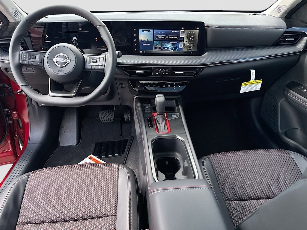 Used 2025 Nissan Kicks SR w/ SR Premium Package image 19