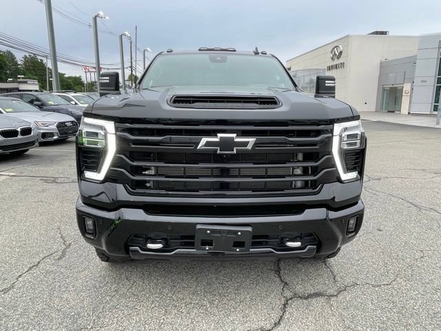 Used 2025 Chevrolet Silverado 3500 High Country w/ High Country Premium Package AWD/4WD image 5
