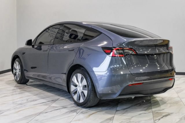 Used 2021 Tesla Model Y 2WD image 16