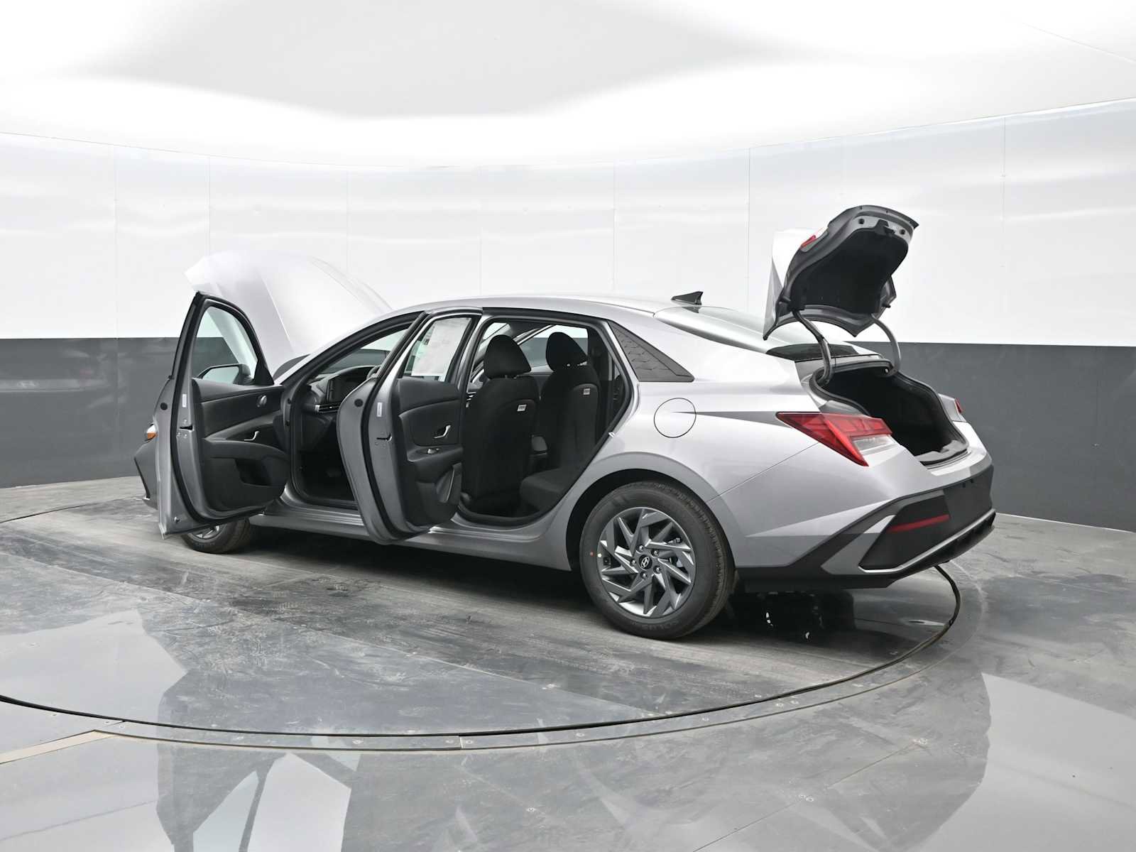 New 2026 Hyundai Elantra Blue image 30