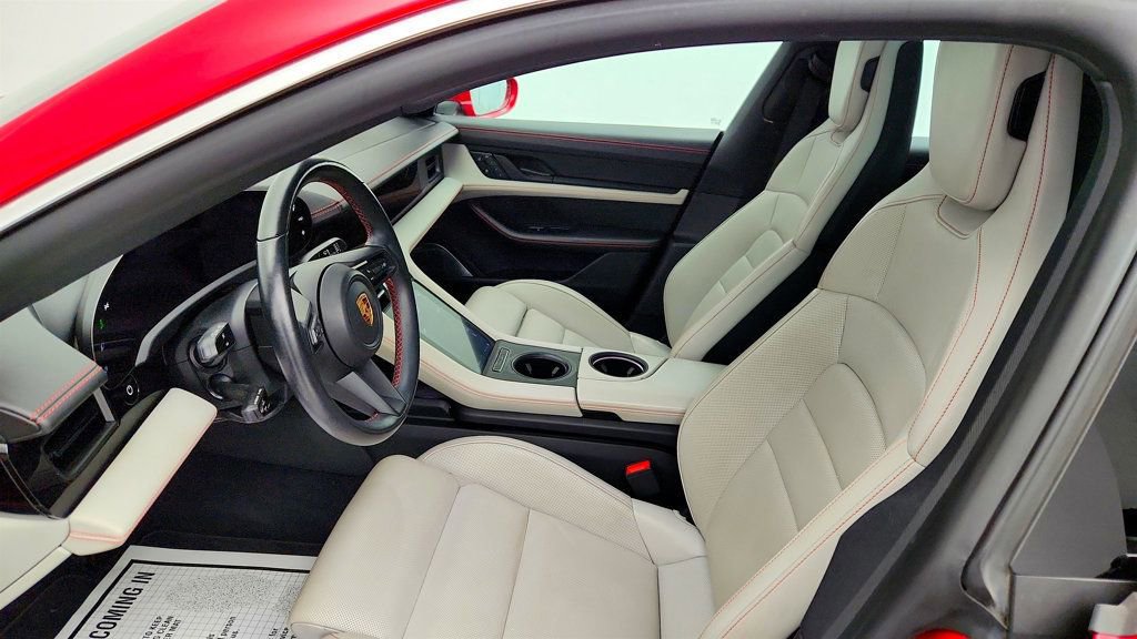 Used 2024 Porsche Taycan 4S image 25