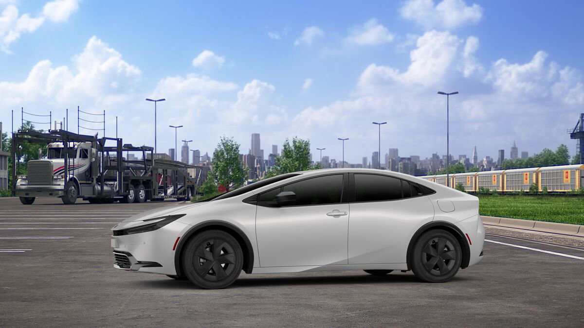 New 2026 Toyota Prius LE image 3