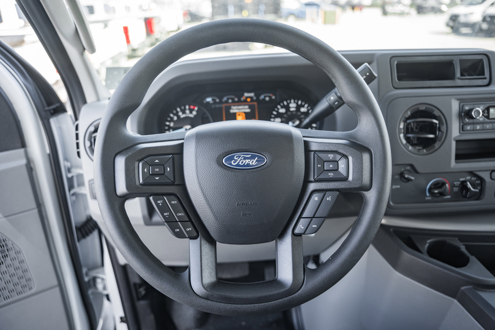 New 2026 Ford E-450 and Econoline 450 Super Duty w/ Power Equipment Group RWD image 30