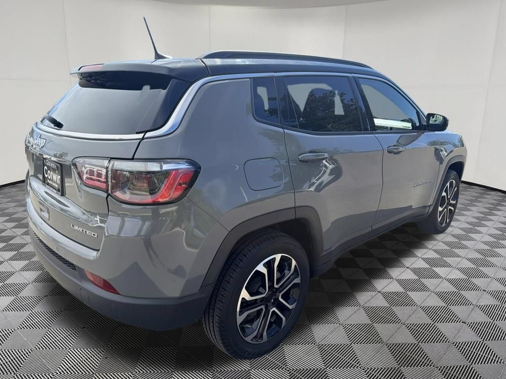 Used 2024 Jeep Compass Limited AWD/4WD image 8