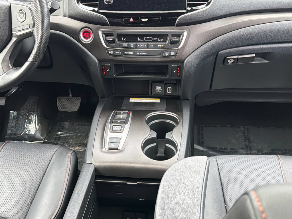 Used 2023 Honda Passport TrailSport image 17