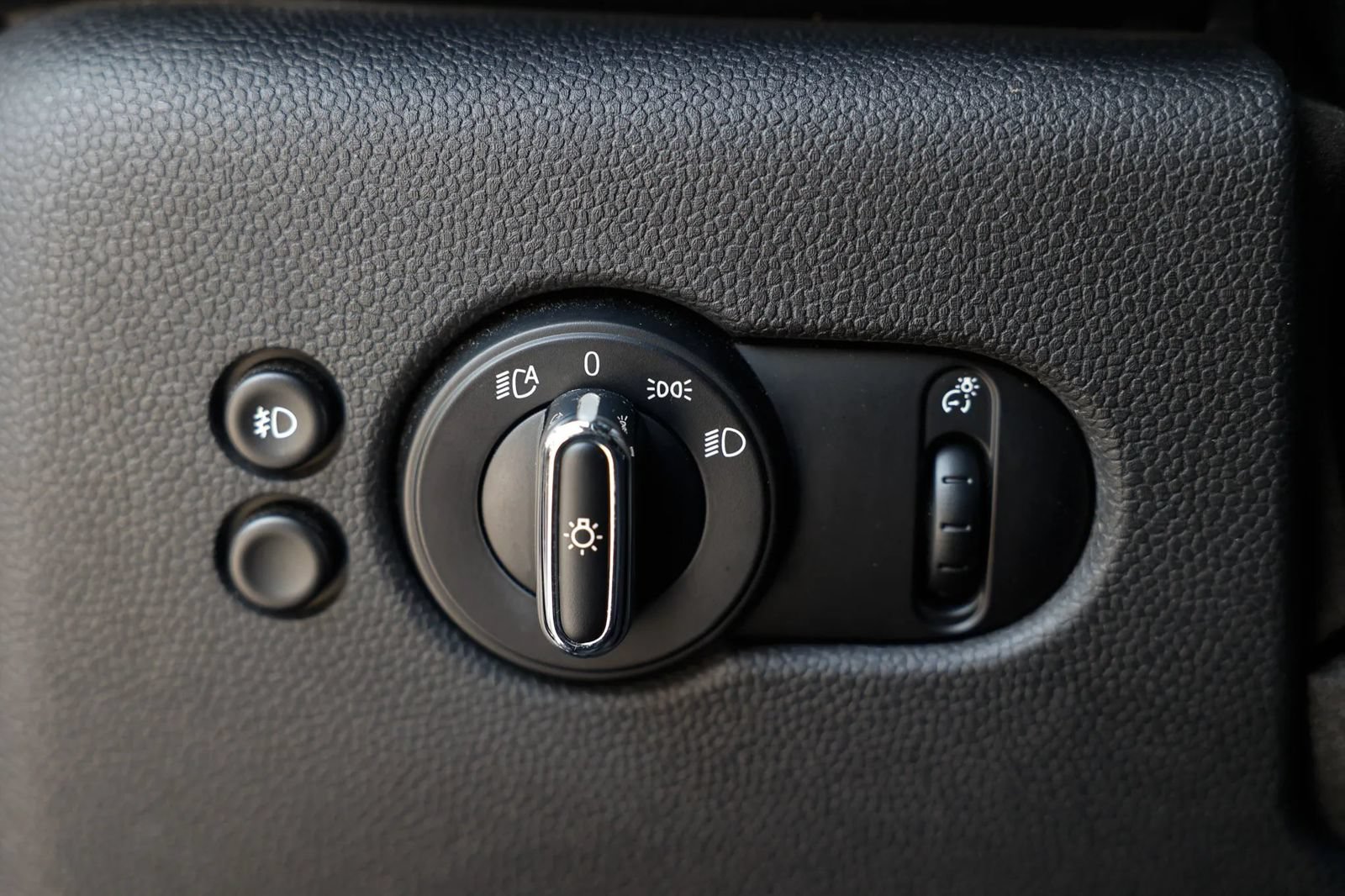 Used 2014 MINI Cooper S FWD image 40