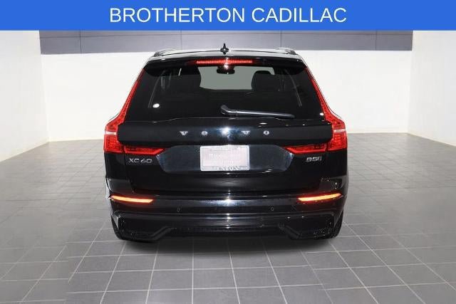 Used 2025 Volvo XC60 B5 Plus AWD/4WD image 4