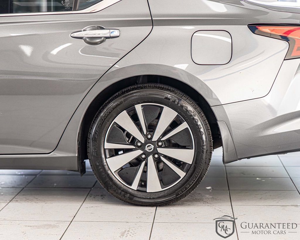 Used 2022 Nissan Altima 2.5 SV FWD image 8