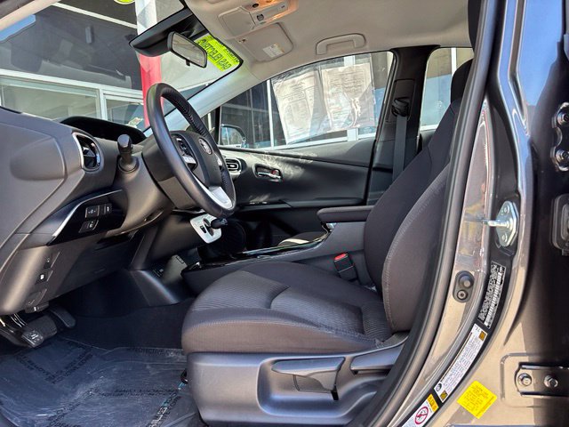 Used 2019 Toyota Prius Prime Plus w/ Carpet Mat Package FWD image 18