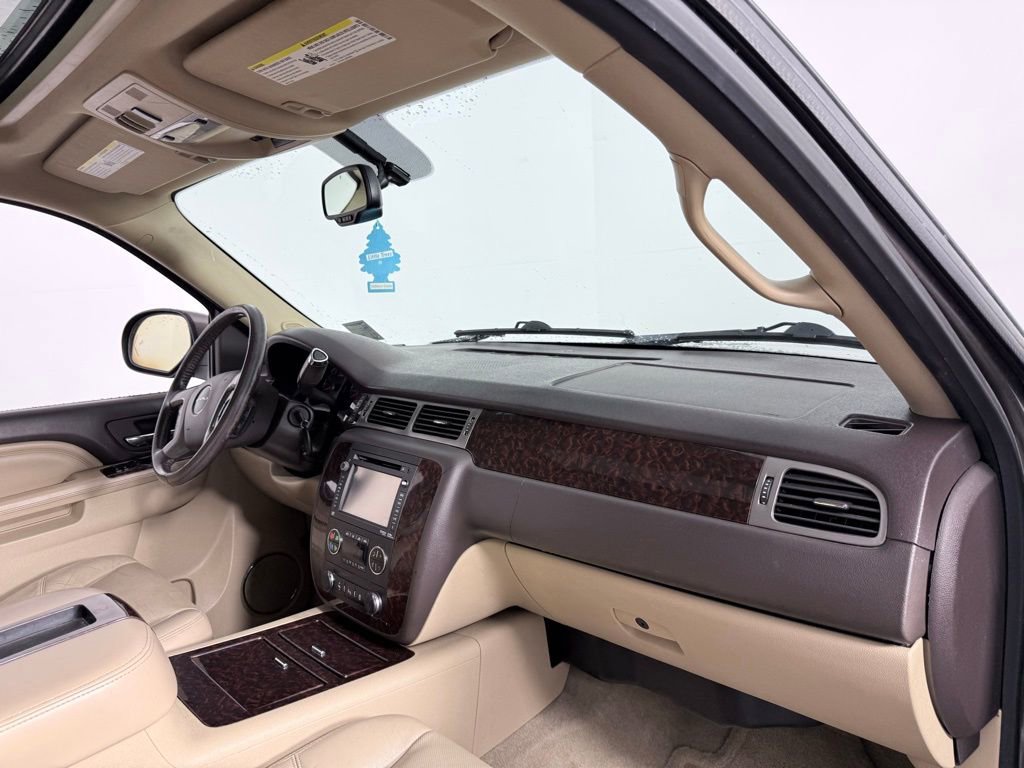 Used 2013 GMC Yukon XL Denali image 28