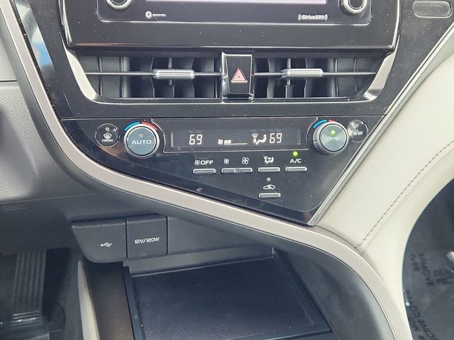 Used 2023 Toyota Camry SE image 38