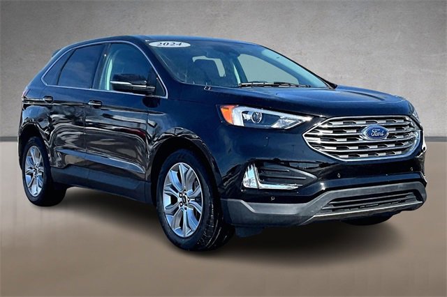 Used 2024 Ford Edge Titanium image 11