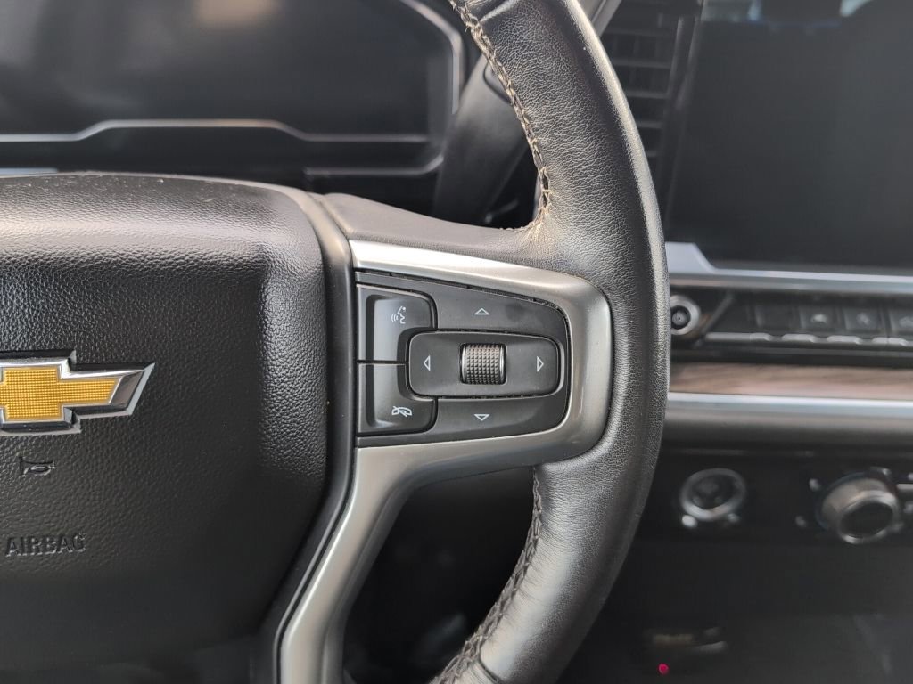 Used 2022 Chevrolet Silverado 1500 LT image 25