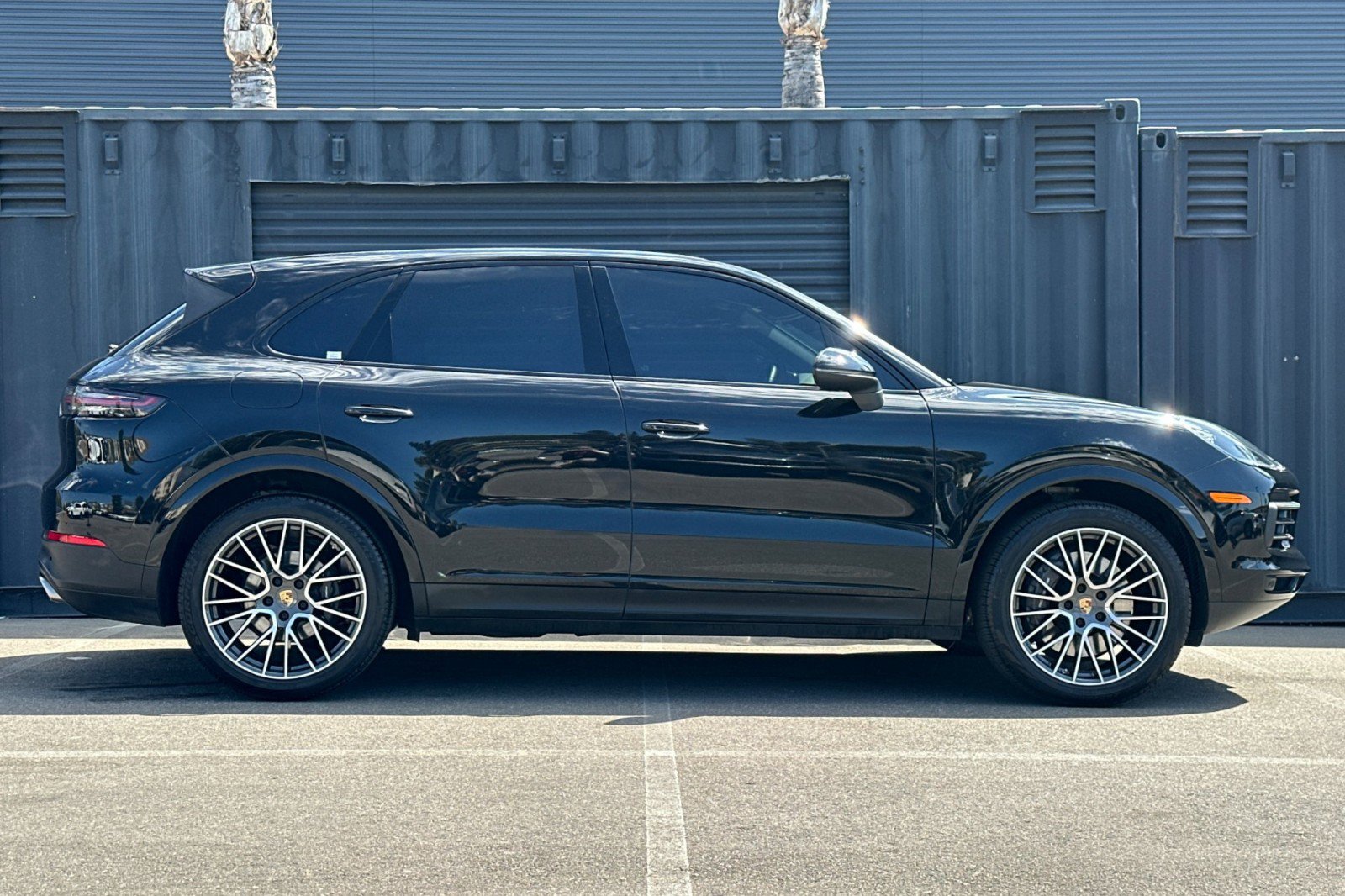 Certified 2023 Porsche Cayenne AWD/4WD image 9