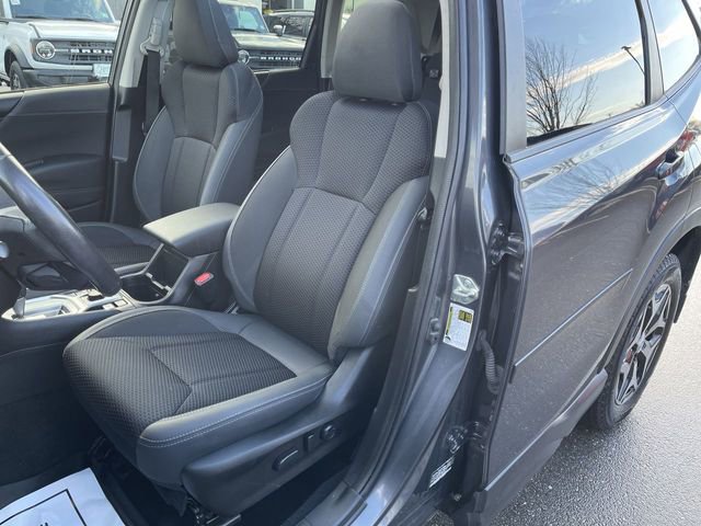 Used 2021 Subaru Forester Premium image 15