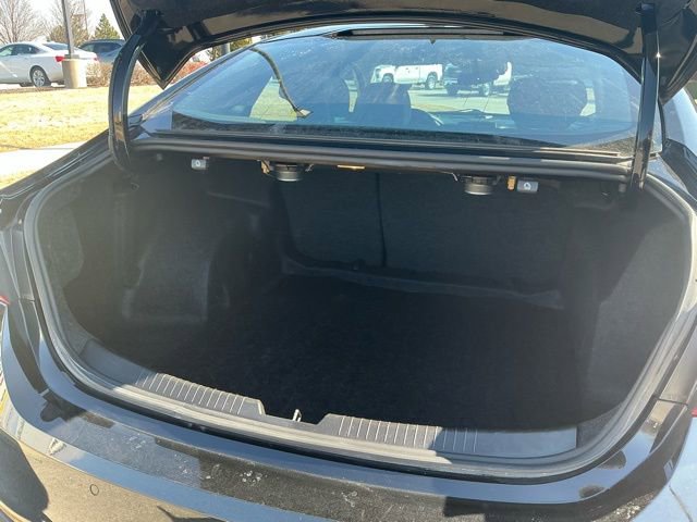 Used 2024 Chevrolet Malibu LT image 11