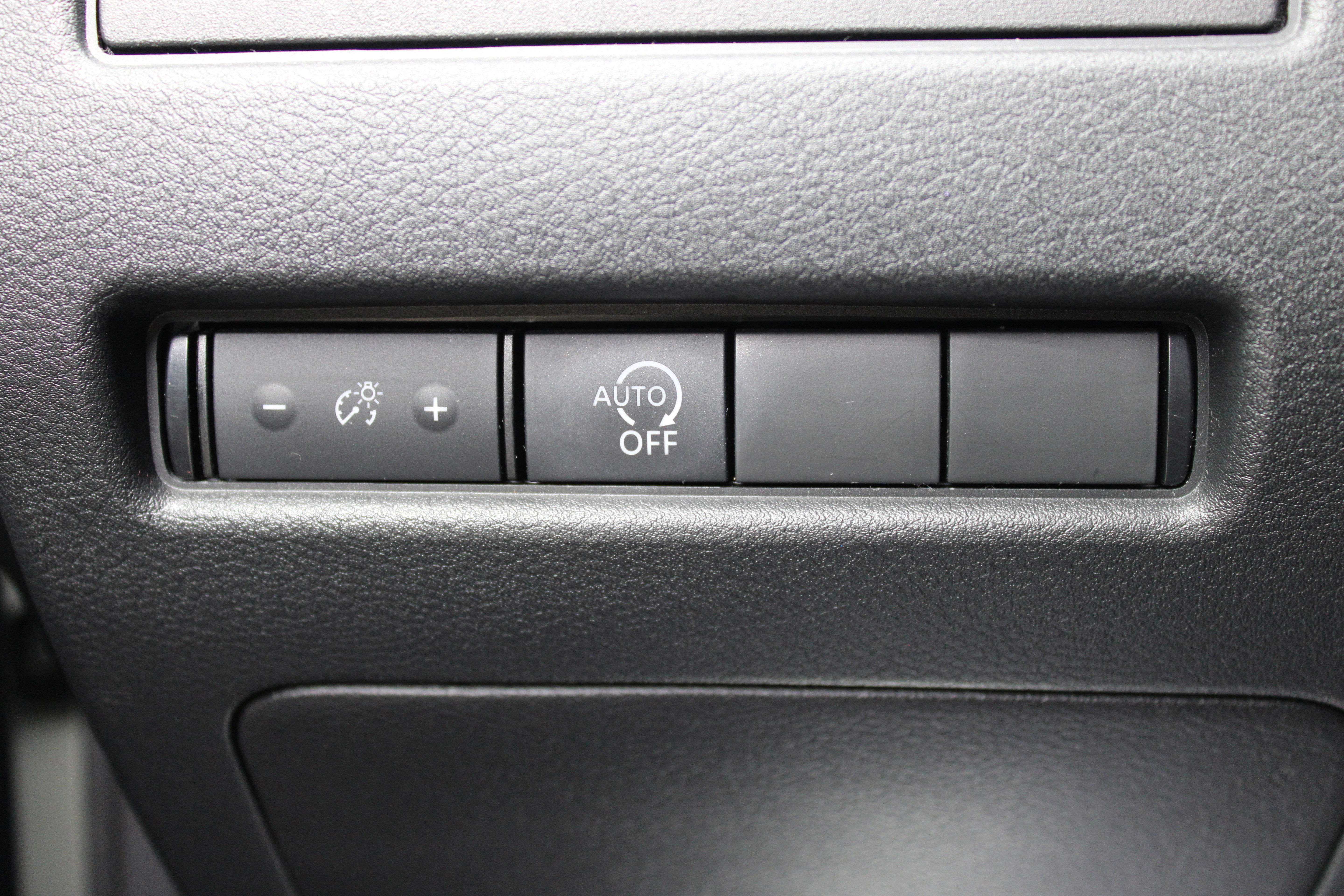 Certified 2023 Nissan Rogue S image 28