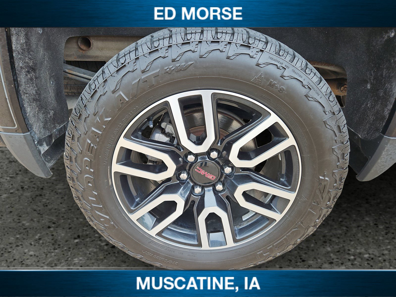 Used 2019 GMC Sierra 1500 AT4 w/ AT4 Premium Package AWD/4WD image 11