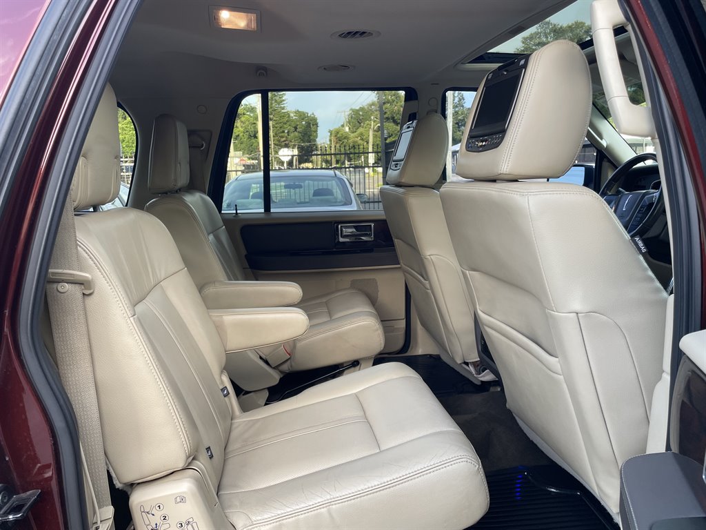 Used 2016 Lincoln Navigator L Reserve AWD/4WD image 26