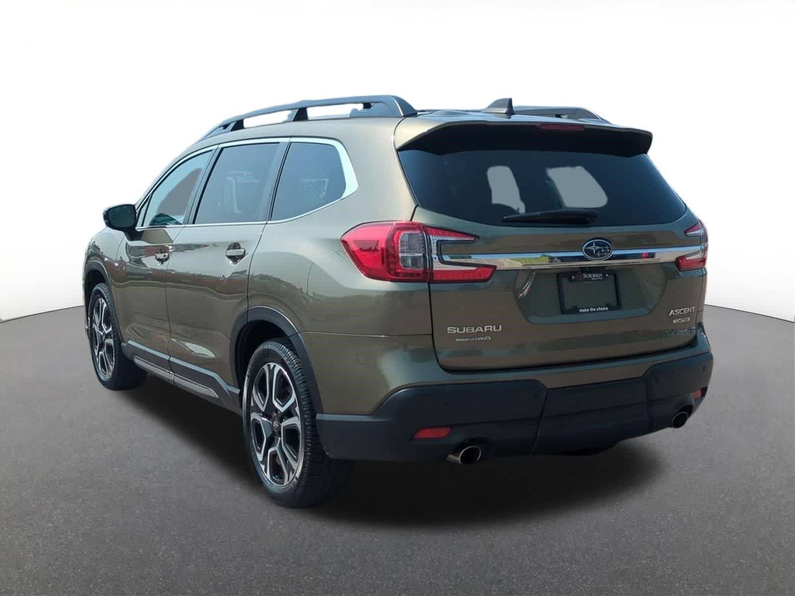 Used 2024 Subaru Ascent Limited w/ Technology Package AWD/4WD image 4