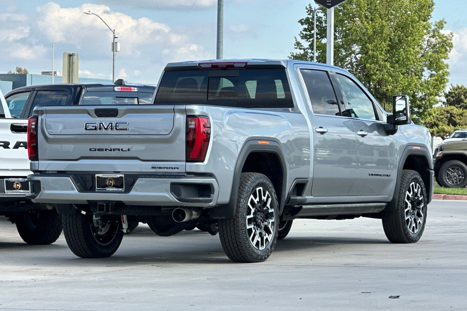New 2026 GMC Sierra 2500 Denali w/ Technology Package AWD/4WD image 6