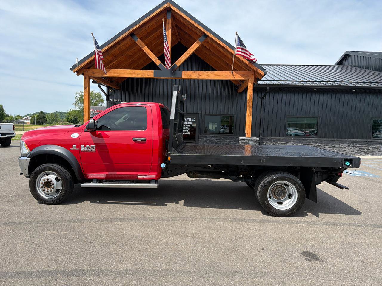 Used 2018 RAM 5500 Tradesman w/ Power & Remote Entry Group AWD/4WD image 19