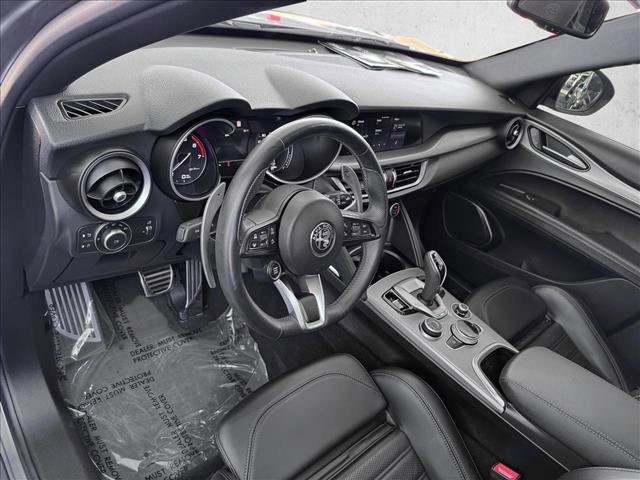 Used 2021 Alfa Romeo Stelvio Ti Sport image 12