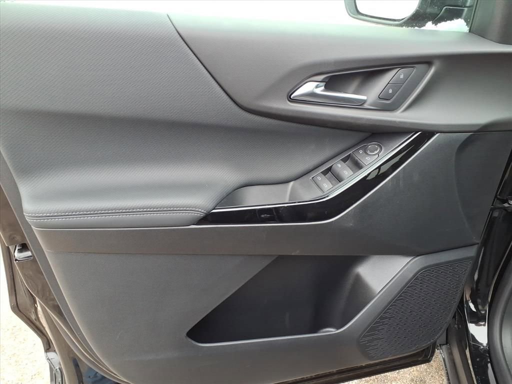 New 2026 Chevrolet Equinox LT w/ Midnight Edition image 12