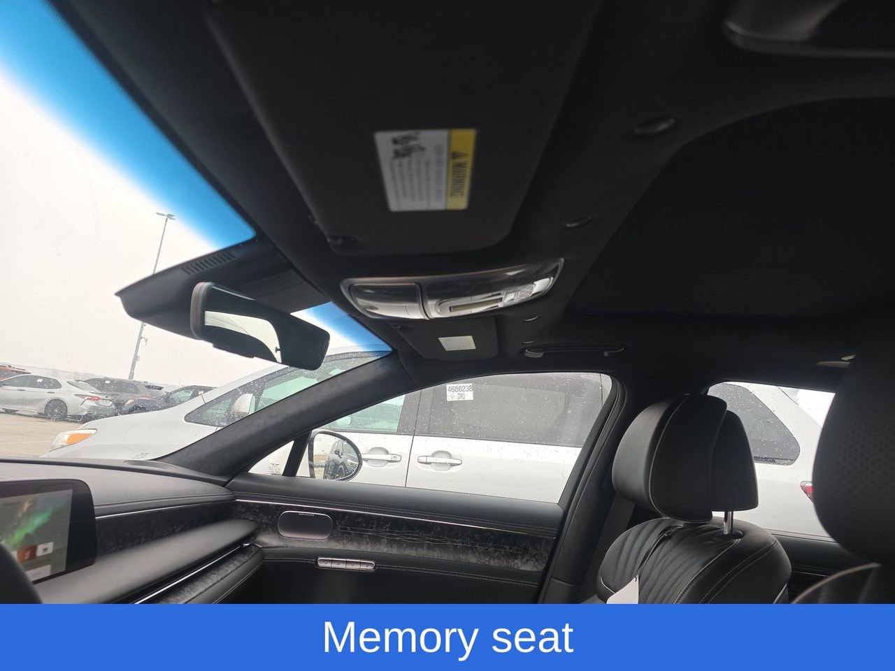 Used 2025 Genesis G90 3.5T image 4