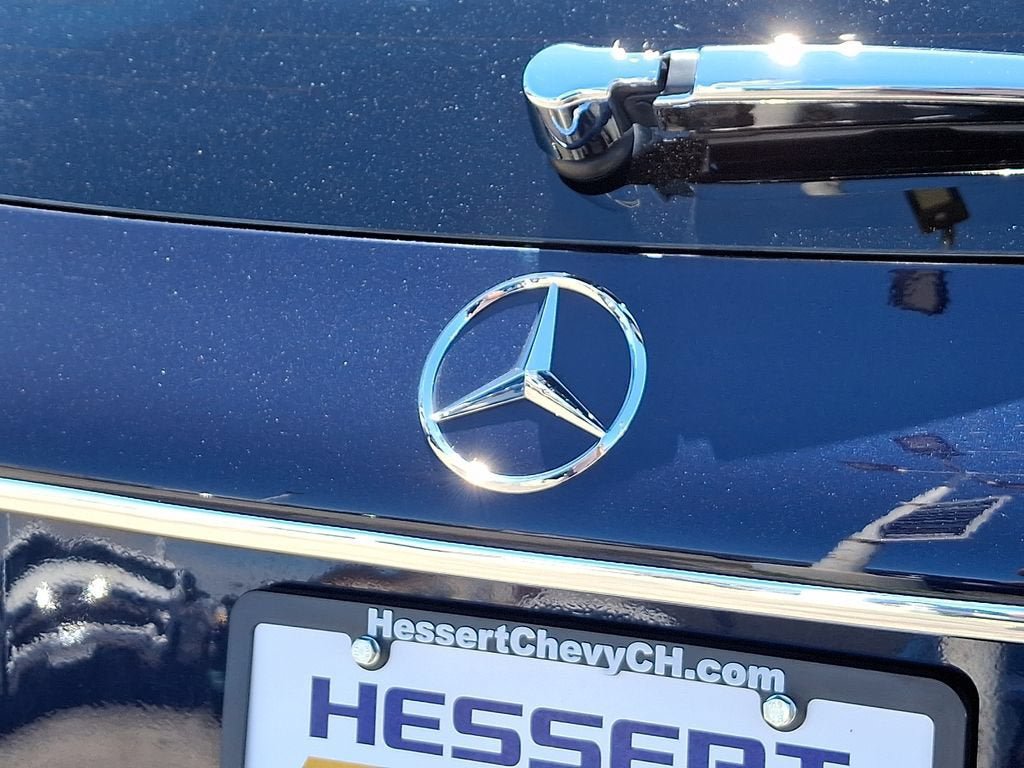 Used 2018 Mercedes-Benz GLC 300 4MATIC image 32