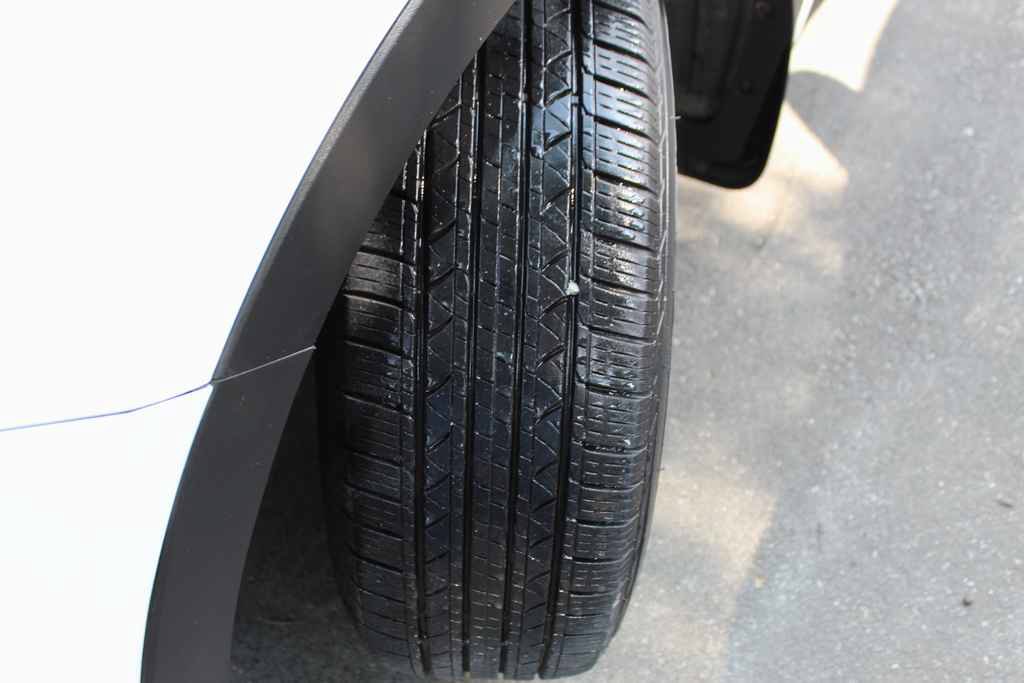 Used 2017 Hyundai Santa Fe Sport AWD/4WD image 35