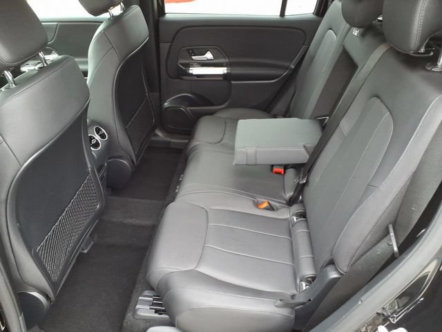 Certified 2025 Mercedes-Benz GLB 250 image 18