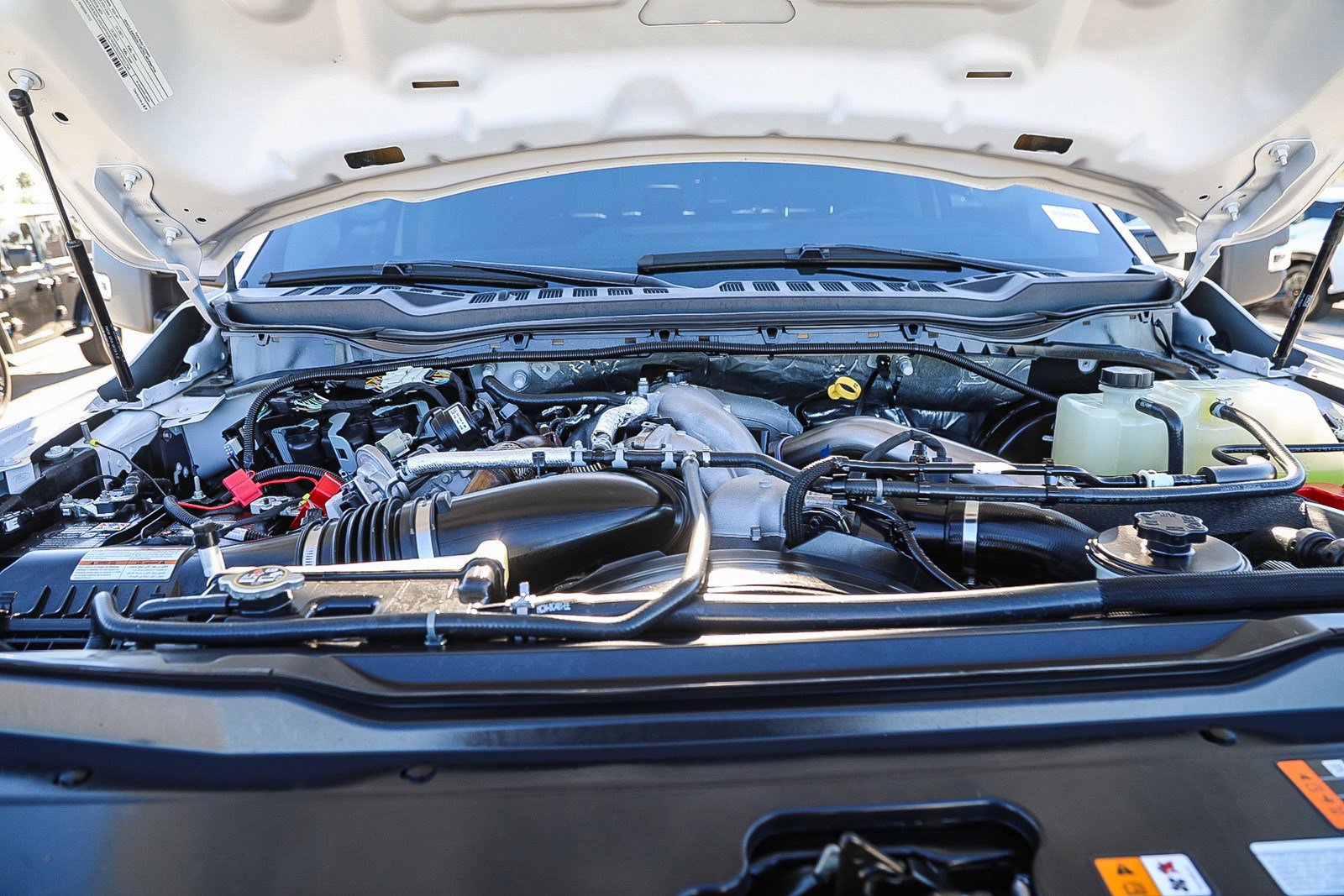 Used 2024 Ford F350 Lariat w/ Lariat Ultimate Package image 26