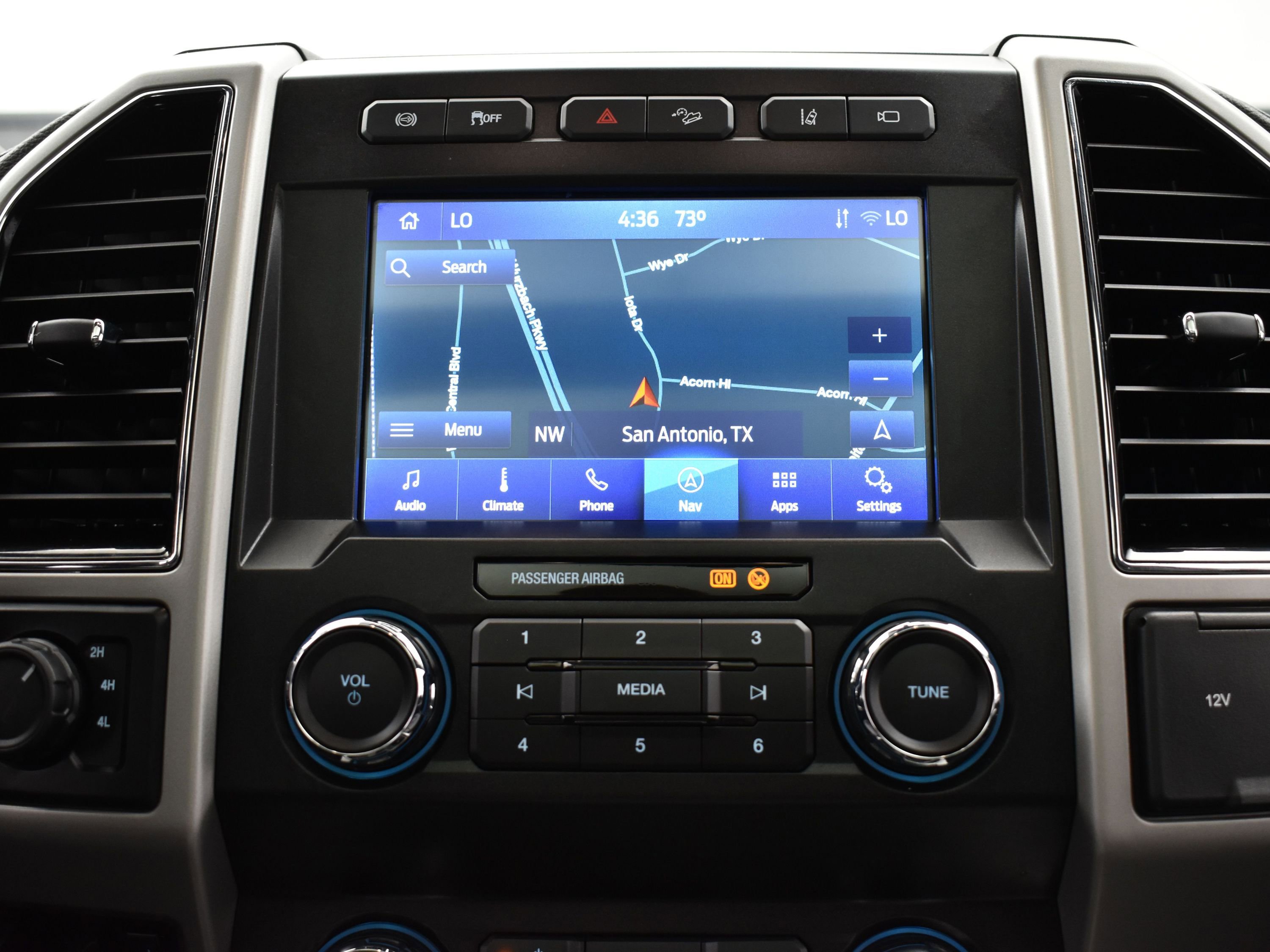 Used 2021 Ford F350 Lariat image 29