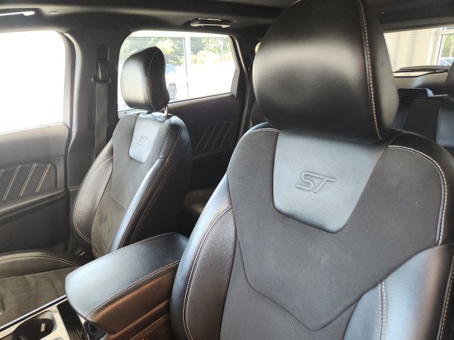 Used 2019 Ford Edge ST w/ Equipment Group 401A AWD/4WD image 19