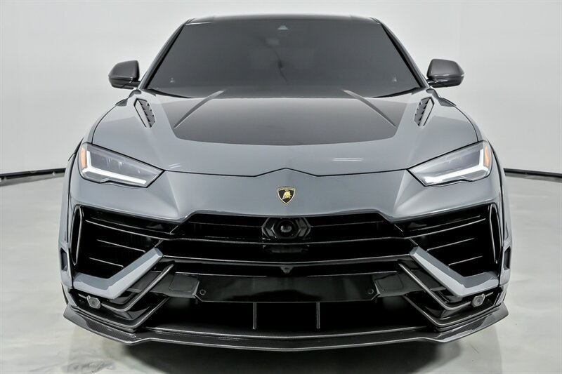 Used 2024 Lamborghini Urus Performante AWD/4WD image 5