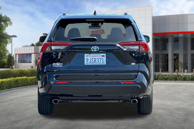 Used 2023 Toyota RAV4 SE w/ Weather & Moonroof Package AWD/4WD image 6