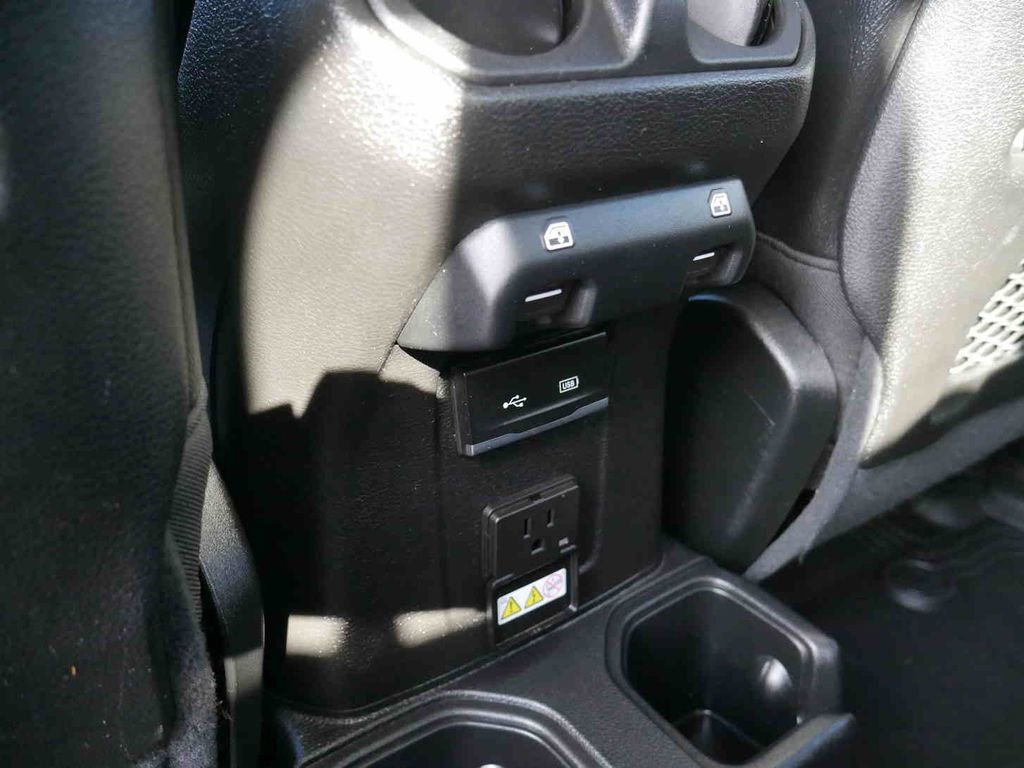 Used 2020 Jeep Gladiator Rubicon image 19