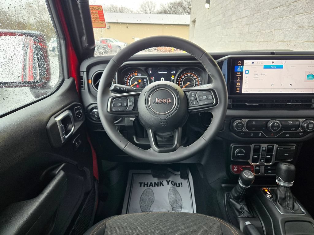 Used 2026 Jeep Gladiator Mojave AWD/4WD image 34