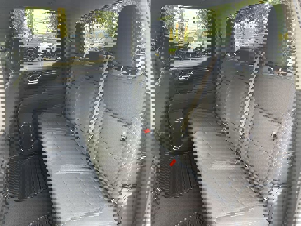 New 2026 GMC Sierra 1500 Elevation image 24