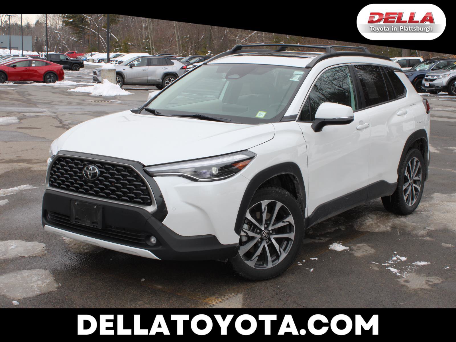 Used 2023 Toyota Corolla Cross XLE w/ Convenience Package image 1