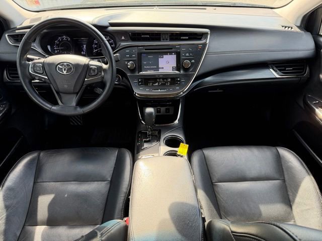Used 2016 Toyota Avalon Touring FWD image 2