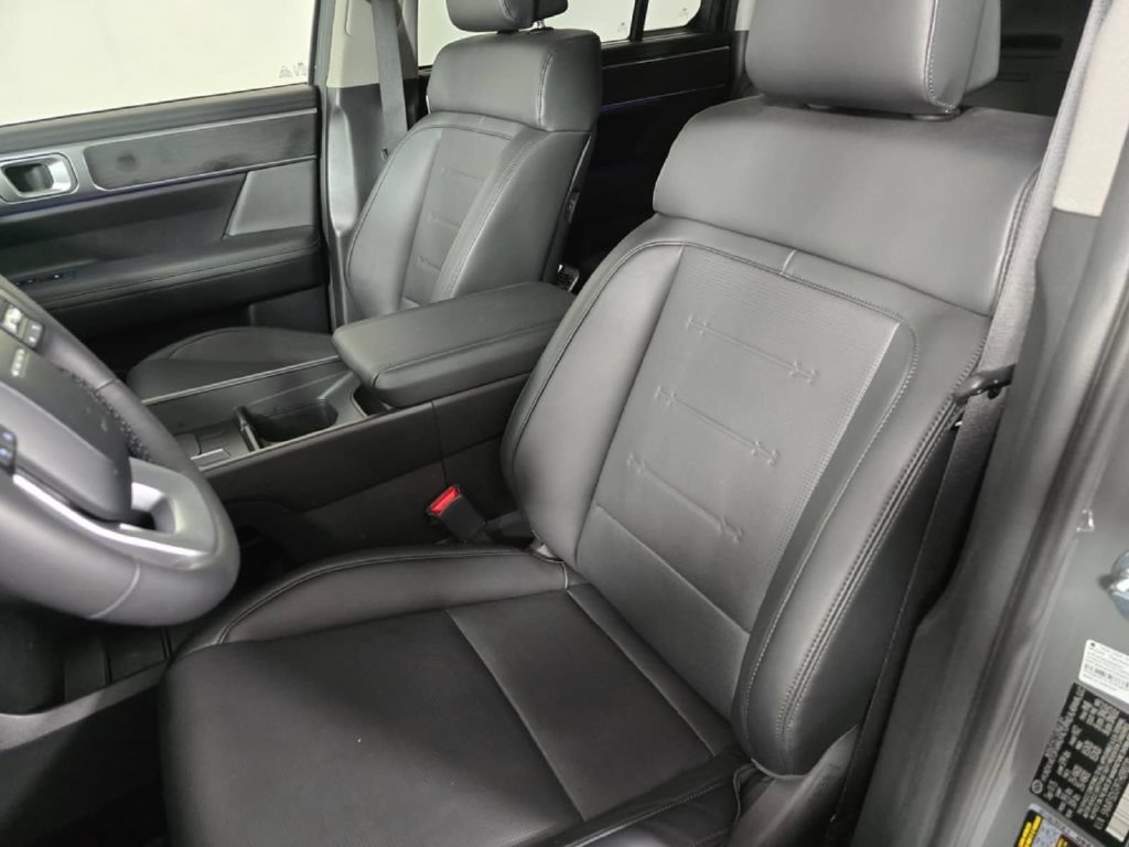 Used 2026 Hyundai Santa Fe Limited AWD/4WD image 24