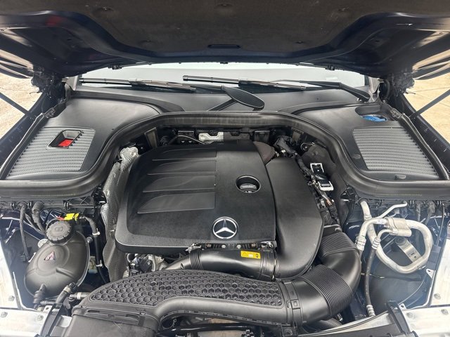 Used 2021 Mercedes-Benz GLC 300 4MATIC image 36