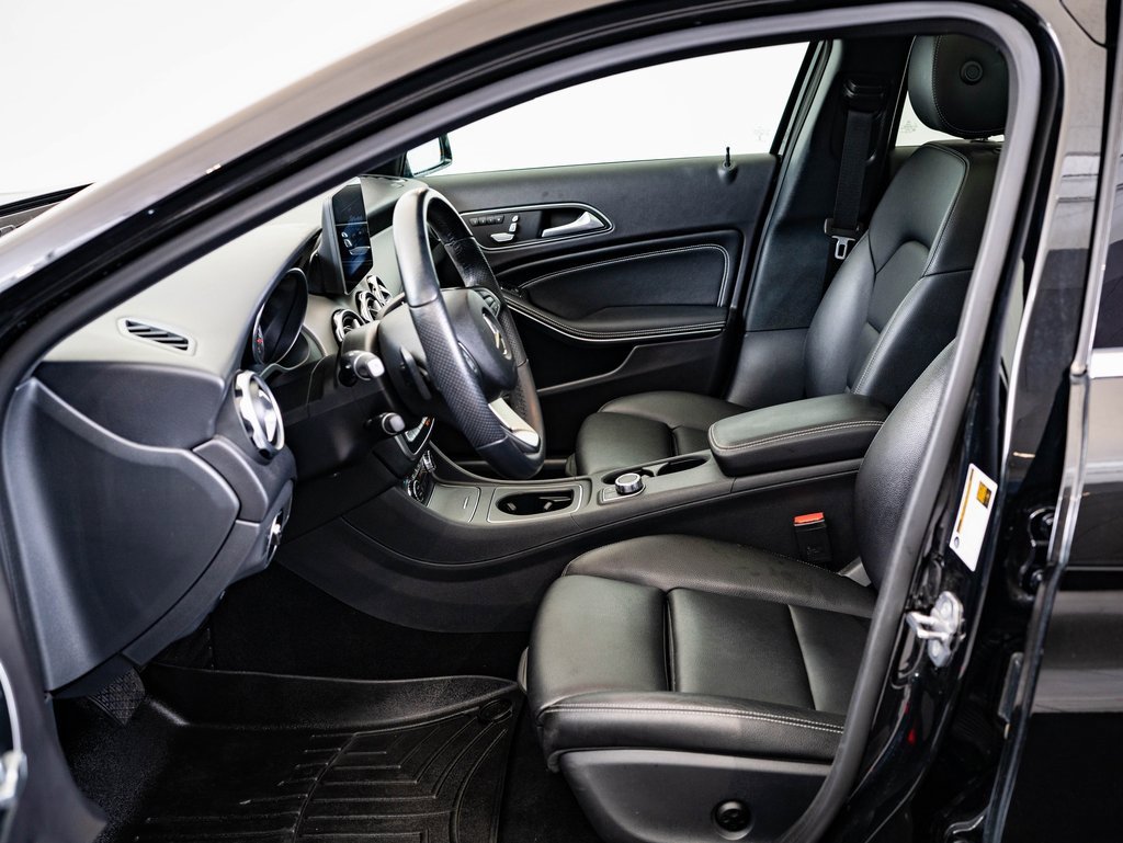 Used 2019 Mercedes-Benz GLA 250 4MATIC image 21