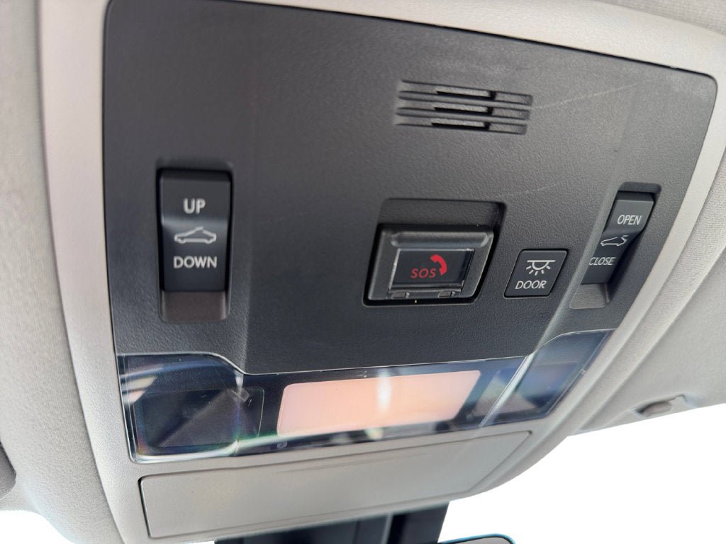 Used 2022 Lexus RX 450h AWD w/ Premium Package image 32