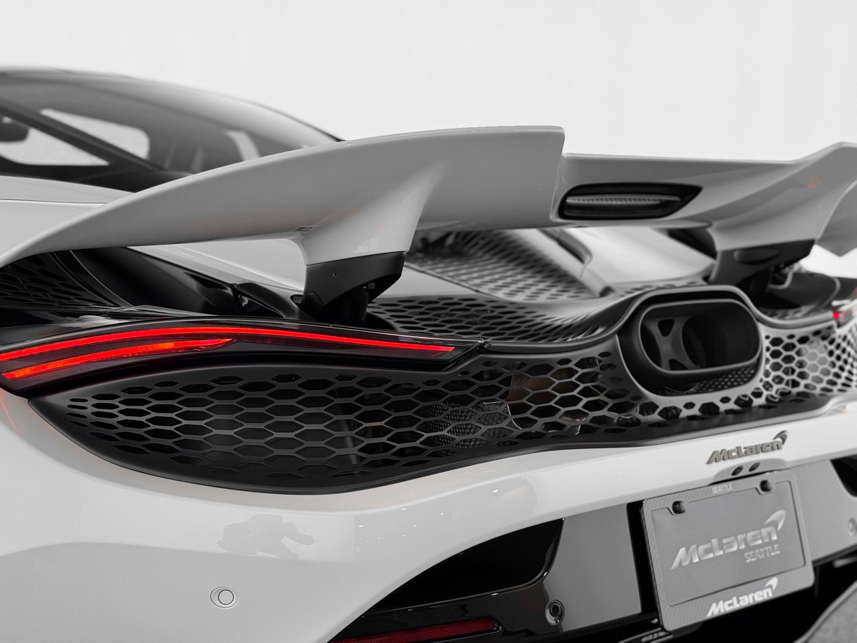 New 2026 McLaren 750S image 46