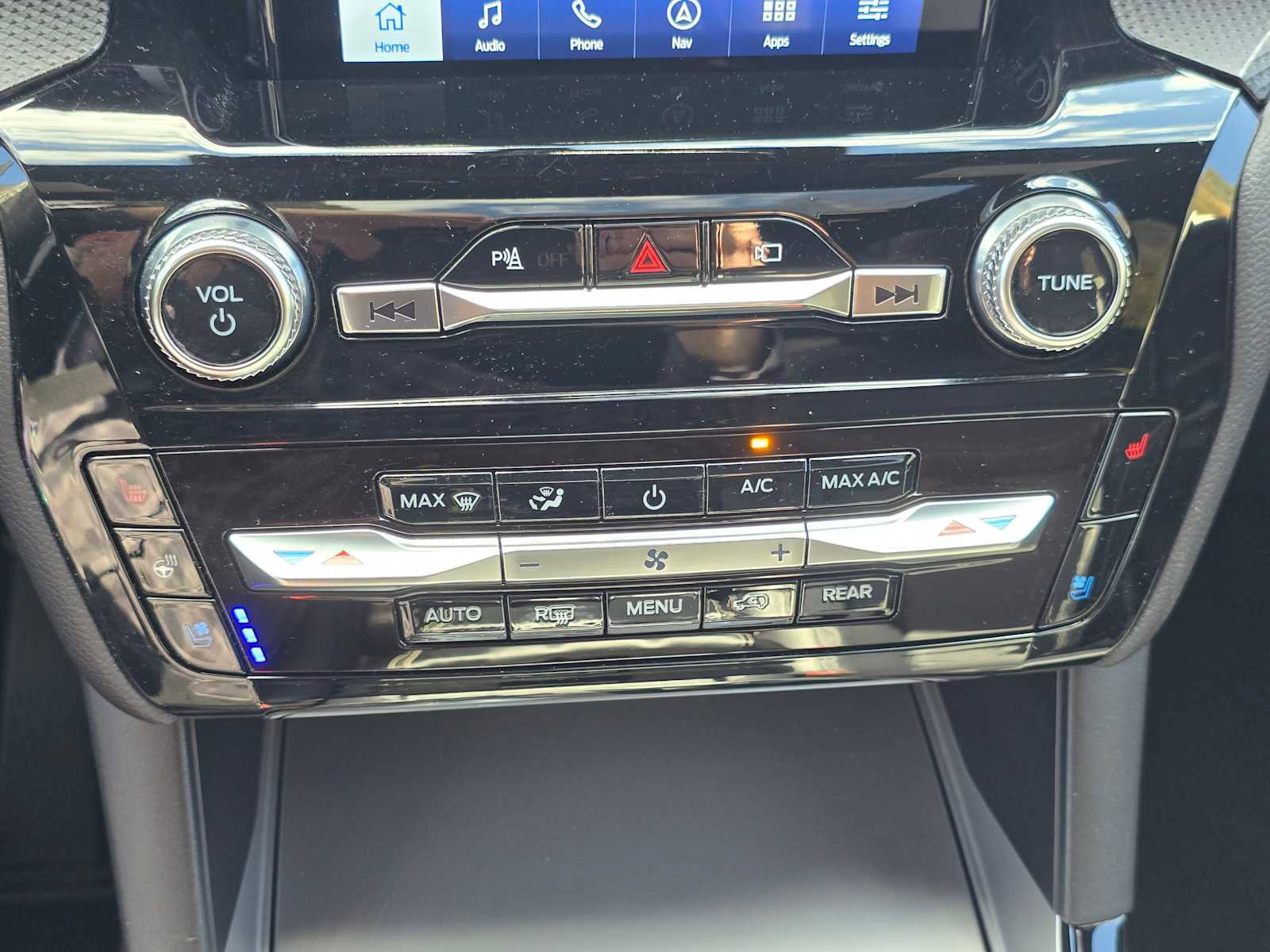 Used 2022 Ford Explorer ST w/ Equipment Group 401A image 31